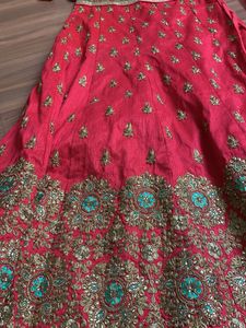 A Beautiful Lehenga with blouse &amp; dupatta