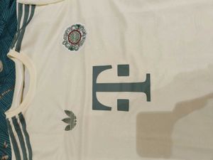Bayern Munich Official Jersey
