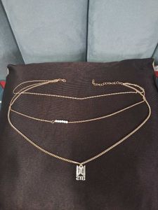 ❗️PRICE DROP❗️Triple Layered Gold Necklace