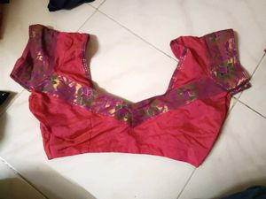 Beautiful Pink Saree with Golden Motifs