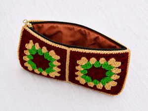 crochet pouch
