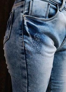 Blue Solid Skinny Jeans