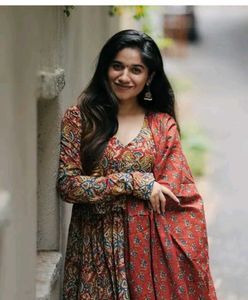 Beautiful Ethnic Kurta Set with Dupatta