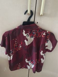 Stylish Printed Cropped Shirt