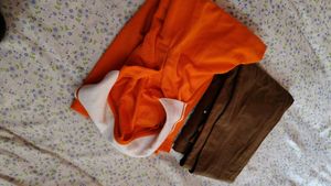Orange T-shirt with white accents