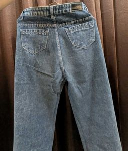 Classic High-Waisted Denim Jeans