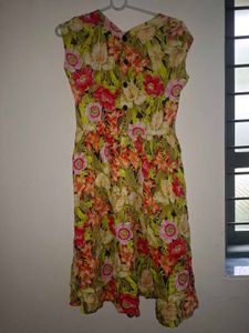 COMBO OF Floral sleeveless Dresses 🌼