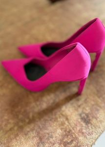 Hot Pink Pointed Toe Heels