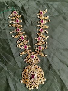 Exquisite Kundan & Pearl Necklace Set