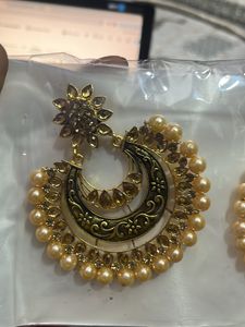 Party Wear Earrings And Maang Tikka Set
