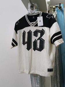 Y&F "43" Graphic T-Shirt