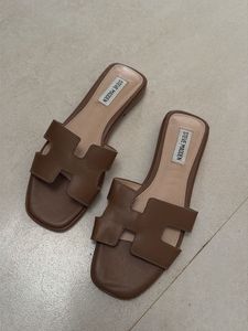 Steve Madden Brown H-Slide Sandals