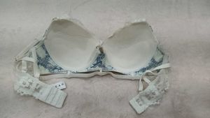 Stylish White &amp; Blue Snake Print Bra