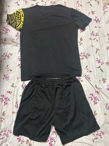 Black &amp; Gold Polynesian Print Activewear Set