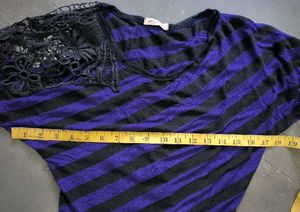 Embroidered Stripped Top 💜
