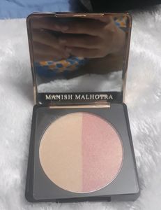 MyGlamm Manish Malhotra Beauty Blush Highlighter Duo -03 SWEET LUSTURE