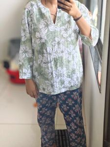 Green Floral Print top