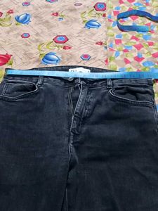 Zara - Dark Wash Flare Jeans