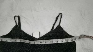Very Amazing N Beautiful Crop Top