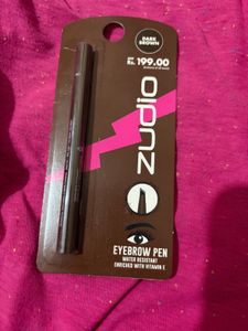 Eyebrow pen