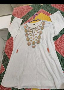 2 Kurtis - one short and another long