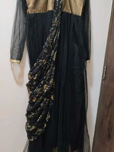 Elegant Black &amp; Gold Kurta Set