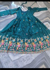 Elegant Teal Floral Embroidered Kurta Set