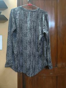 Stylish imported Long top up down