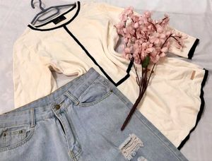 🎁Pinterest Chic Cream &amp; Black Trim Sweater O