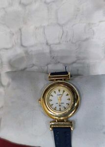 Swiss Time Watch Box - Elegant Storage