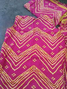 Vibrant Pink Bandhani Kurta Set with Dupatta