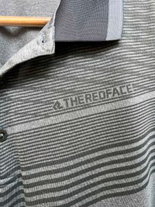 Red face performance polo
