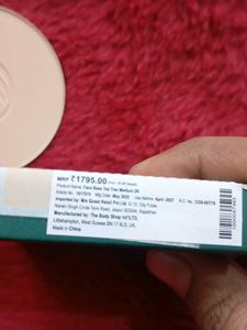 The body shop refill compact powder