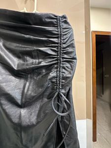 Chic Black Faux Leather Skirt