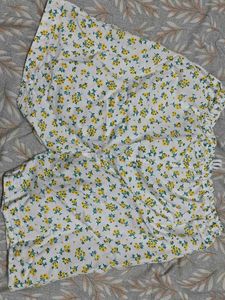Floral Print Casual Shorts