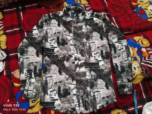 Abstract Print Button-Down Shirt