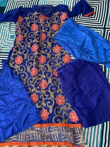 Pakistani Royal Blue Embroidered Ethnic Suit Set –
