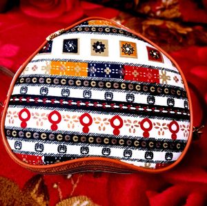 Heart-Shaped Crossbody Bag