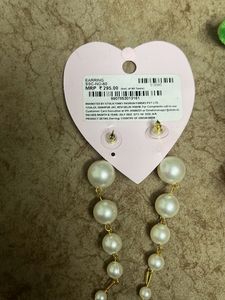 Elegant Pearl Drop Earrings moti work