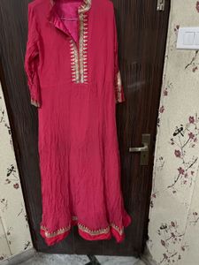 Beautiful Pink Embroidered Kurta