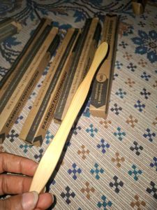 Eco-Friendly Bamboo Toothbrush Set