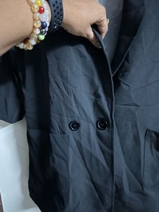 Chic Black Blazer