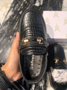 Pine shoes Boys with box