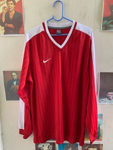 Vintage Nike Red Long Sleeve T-Shirt (T541)