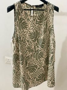 Stylish Leaf Print Sleeveless Top