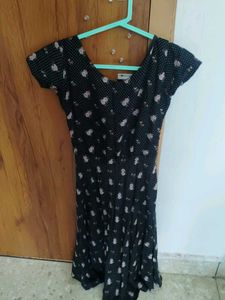Chic Black Floral Print Dress
