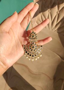 Mangtika And Earrings Ser