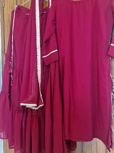Maroon Kurta Set with Sequins