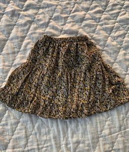 Floral Print Tiered Mini Skirt