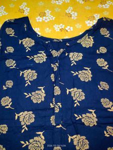 3 Stylish Floral Print Kurtas Set